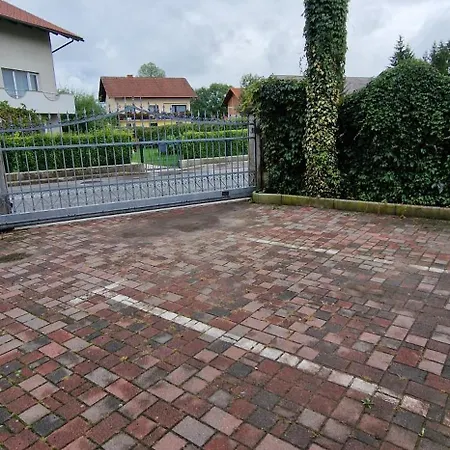 Murko P-3 Apartment